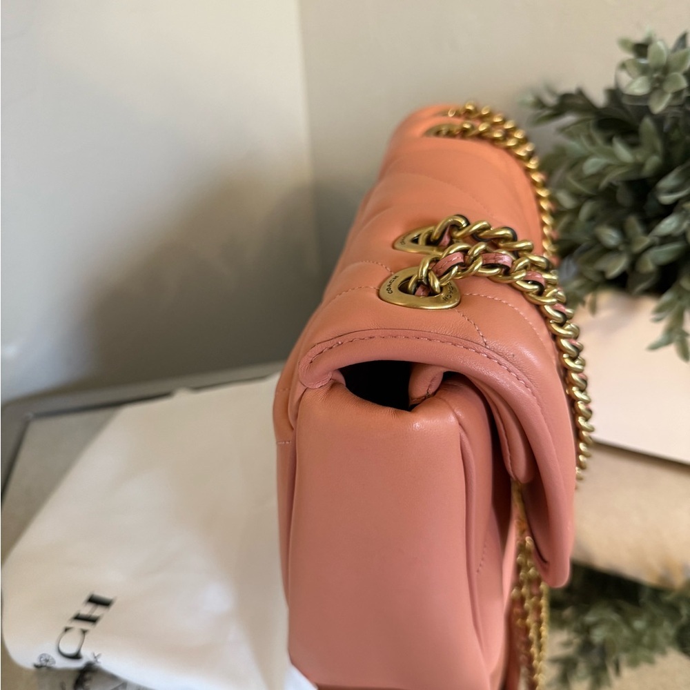 New Without Tag Coach Quilted Pillow Madison In Light Coral, - Picture 3 of 7